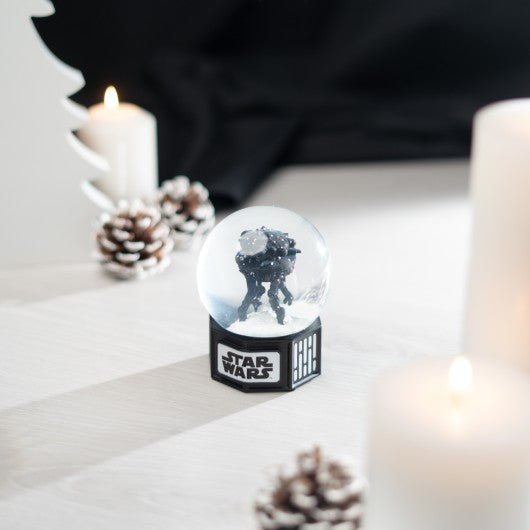 Star Wars Juledekorasjon Snøglobe - Supernerds