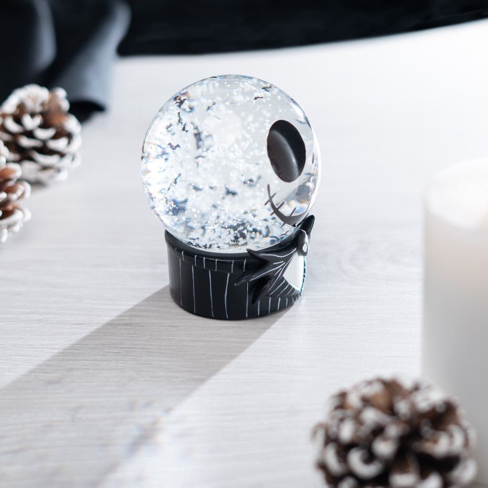 The Nightmare Before Christmas Snøglobe - Supernerds